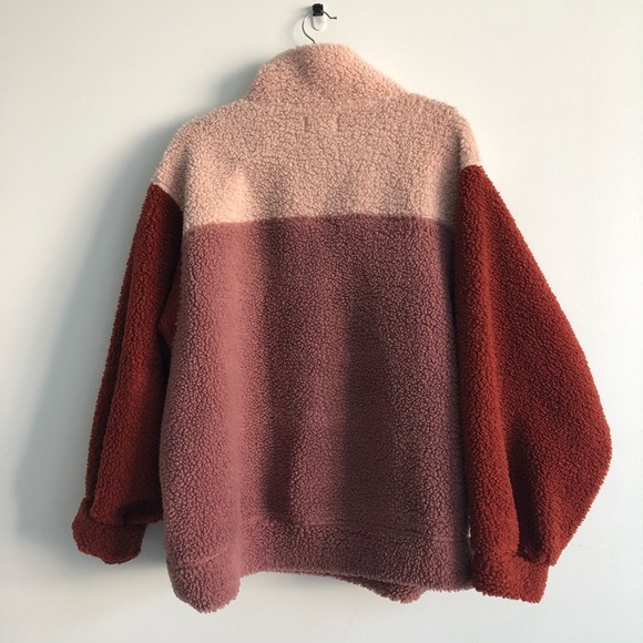 Universal Threads Teddy Quarterzip - Picture 3 of 3